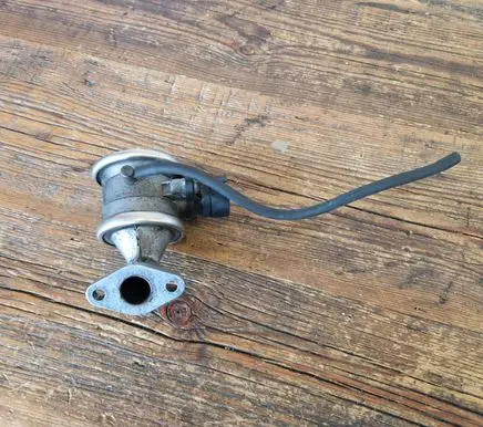 BMW Z3 E36 EGR valve 7500378