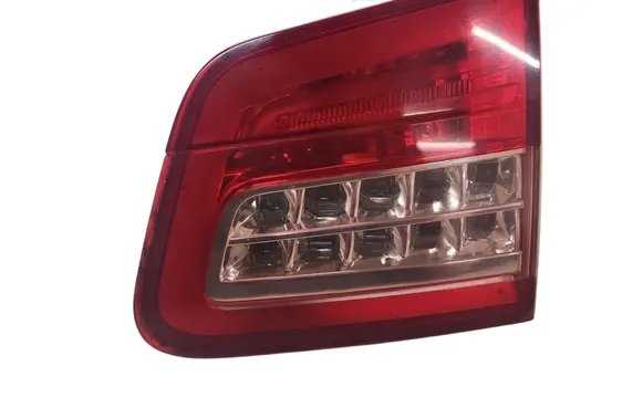 Citroen C5 Tailgate rear/tail lights 9687582980