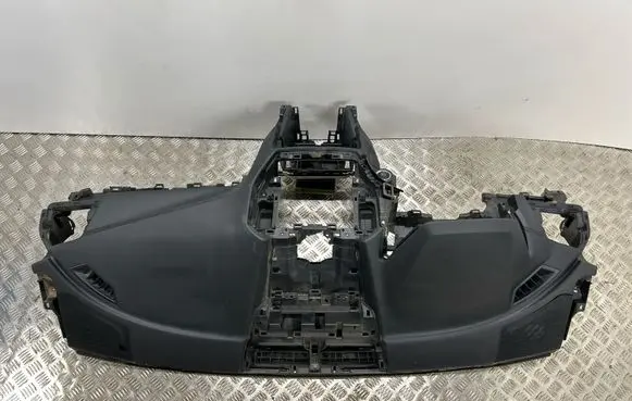 Subaru Forester SK Dashboard 66049SJ110 190518 1905180037