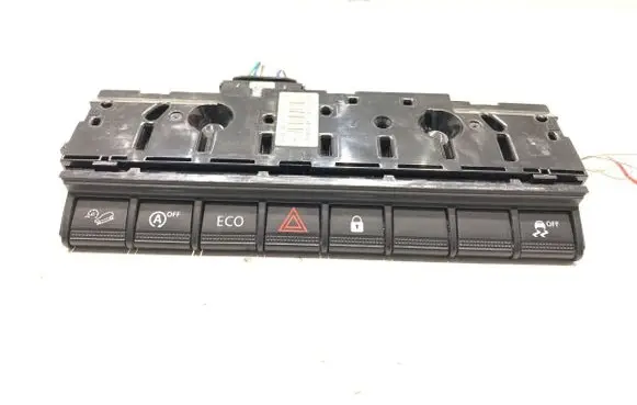 Dacia Duster II Hazard light switch 283E87750R