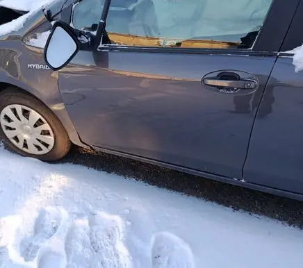 Toyota Yaris Front door 