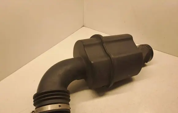 BMW X5 F15 Turbo air intake inlet pipe/hose 8603094 72141740 19845610