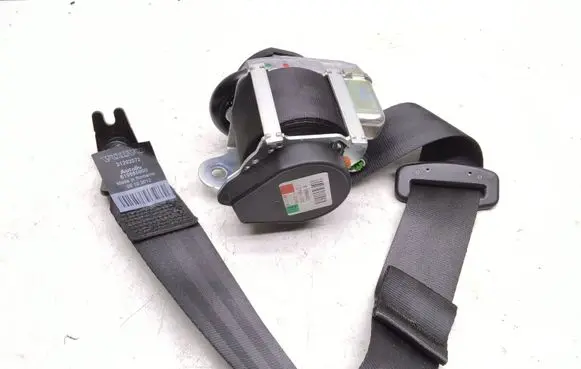 Volvo V40 Rear seatbelt 31292072