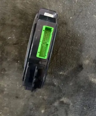 Volvo V70 Electric window control switch 30658396 30658116