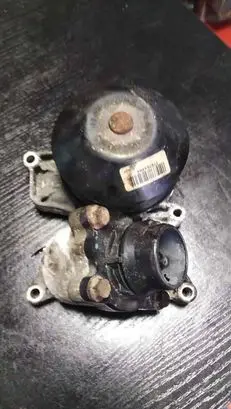 BMW 3 E90 E91 Water pump 7797640