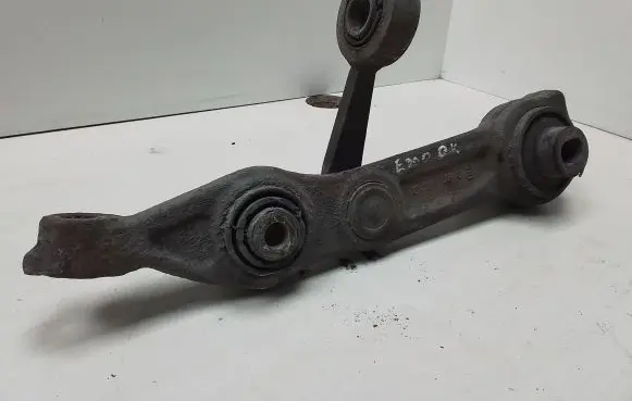 Mercedes-Benz E W211 Front control arm 21103 A2113203989