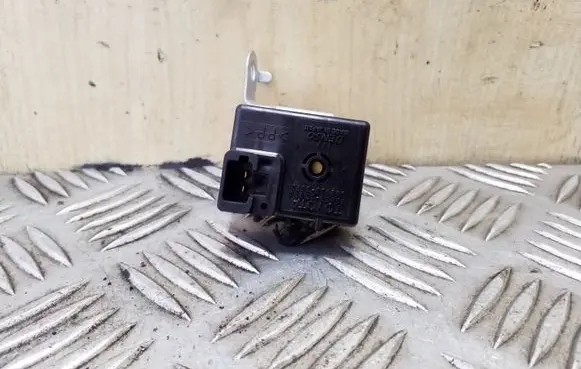 Sensor