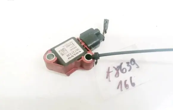 Volvo V50 Airbag deployment crash/impact sensor 30737138
