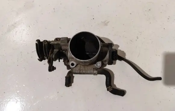 Subaru Legacy Throttle valve SERA48306 A6Y28