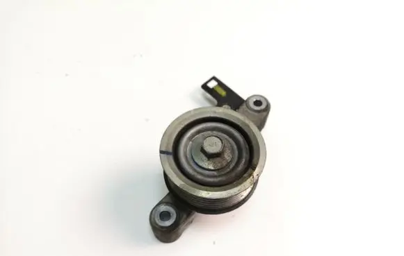 Honda CR-V Alternator belt tensioner 