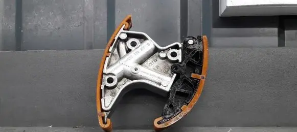 Audi A8 S8 D3 4E Timing belt tensioner 057