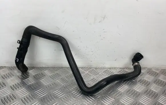 Mercedes-Benz A W176 Engine coolant pipe/hose A2468303096