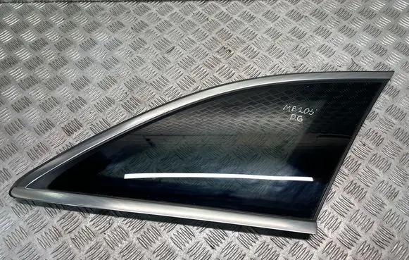 Mercedes-Benz C W205 Rear vent window glass A2056702012