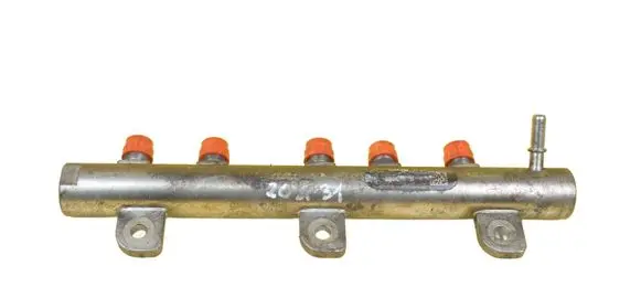 Chrysler Grand Voyager V Fuel line pipe VM64C