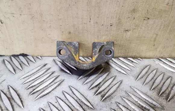 BMW 3 E90 E91 Fuel Injector clamp holder