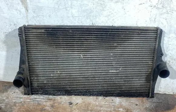 Volvo XC90 Intercooler radiator 8743870