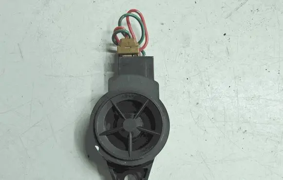 Nissan Leaf I (ZE0) Front door speaker 281E13NA0A G120315