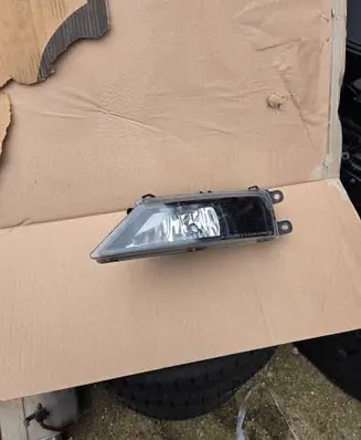 Volkswagen Tiguan Front fog light 5NA941700B