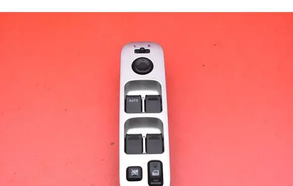 Suzuki Liana Electric window control switch