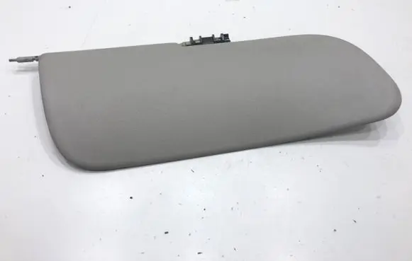 Sun visor
