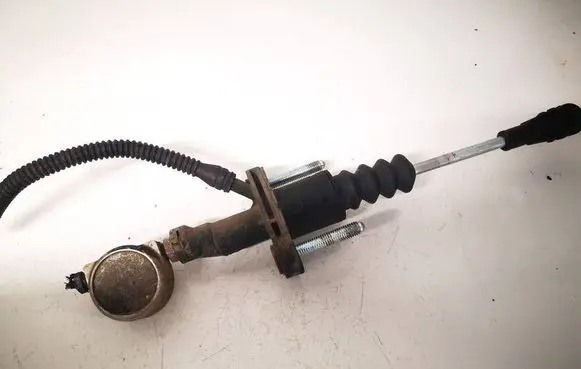 Opel Astra H Clutch master cylinder 