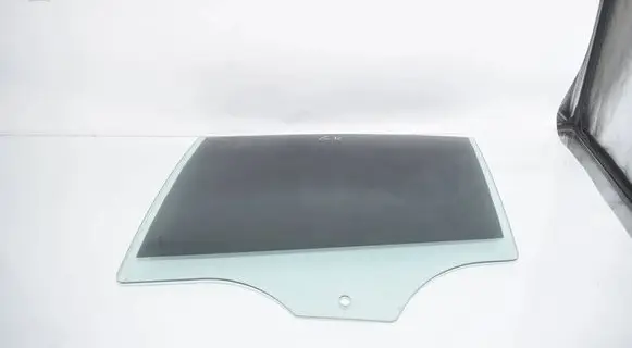 BMW 7 G11 G12 Rear door window glass 7358913 51357358913