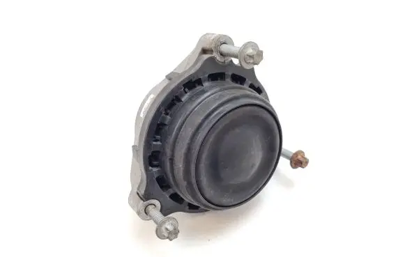 BMW 2 F22 F23 Engine mount bracket 6787658