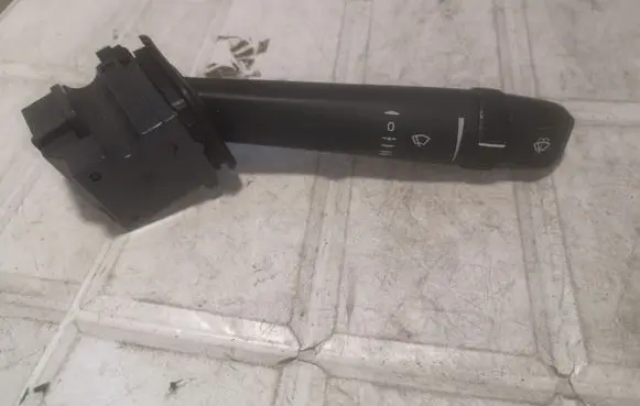 Volvo S60 Wiper control stalk 8691695