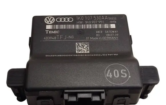 Audi A3 S3 8P Gateway control module 1K0907530AA 1K0907951