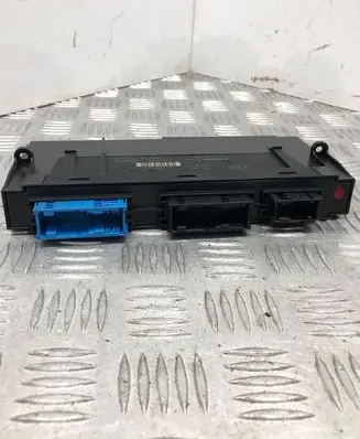 BMW 5 F10 F11 Comfort/convenience module 9267466 10681810