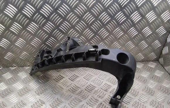 Headlight/headlamp mounting bracket