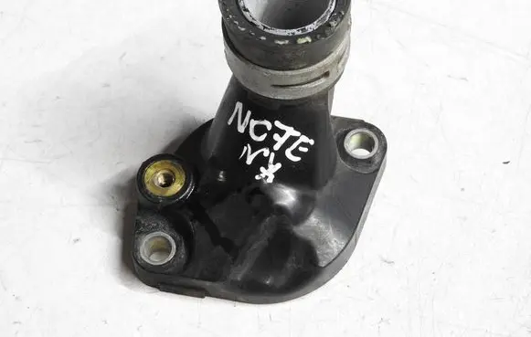 Nissan Note (E12) Thermostat housing fawfawf4