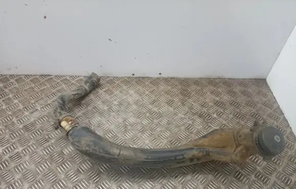 Fuel tank filler neck pipe