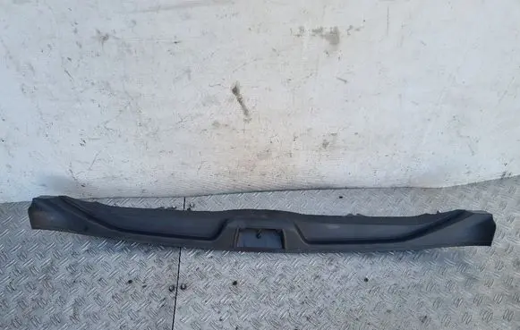 Volvo V70 Trunk/boot sill cover protection