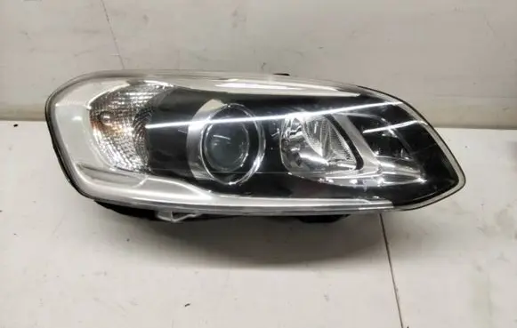 Volvo XC60 Headlight/headlamp 31395897