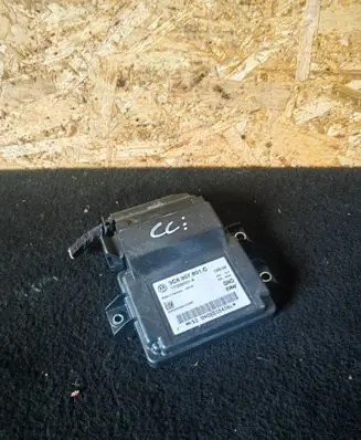Volkswagen PASSAT CC Hand brake control module 3C8907801C