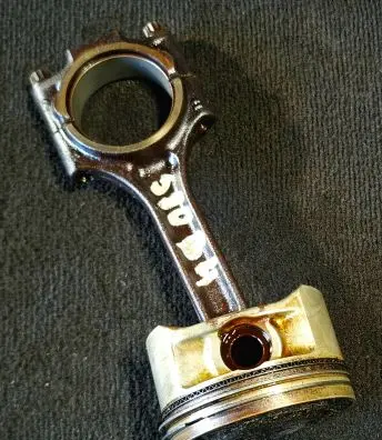 Volvo S80 Piston with connecting rod
