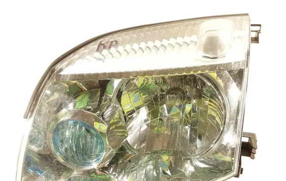 Nissan X-Trail T30 Headlight/headlamp 1669 HCR58 15Y202