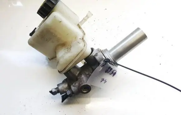 Mercedes-Benz E W212 Master brake cylinder a2124300202