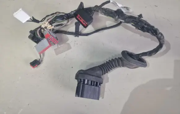 Ford S-MAX Front door wiring loom 7G9T14K138
