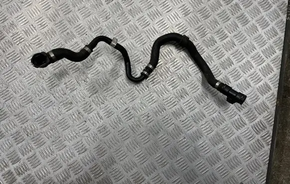 Mercedes-Benz E W212 Engine coolant pipe/hose A2126016482