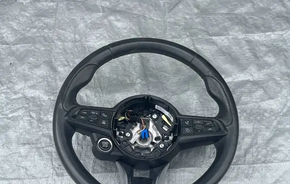 Alfa Romeo Tonale Steering wheel