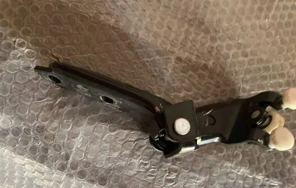 Volkswagen Transporter - Caravelle T6 Sliding door middle roller runner 7E0843336 7H0843336D 7H0843336E