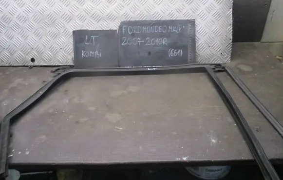 Ford Mondeo MK IV Rubber seal loading door 