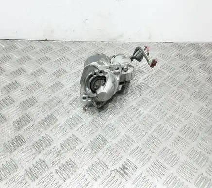 Mazda Demio Starter motor M000T33971 ZYF2