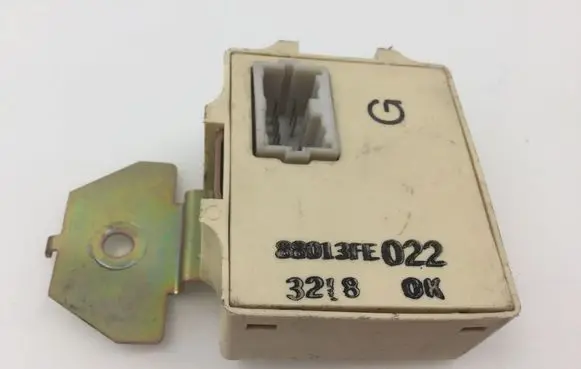 Subaru Impreza II Other relay 88013FE022