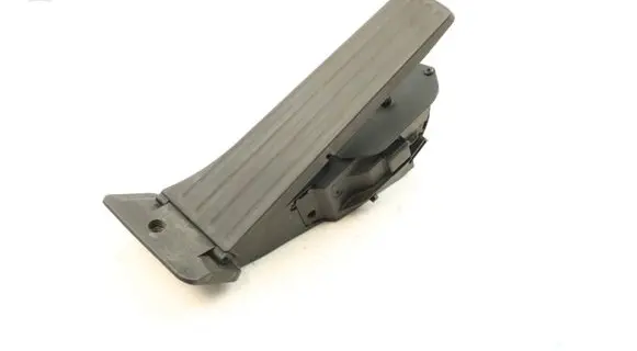 BMW 7 G11 G12 Accelerator throttle pedal 6859999 27111506
