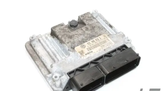 Skoda Octavia Mk2 (1Z) Engine control unit/module 0261S04392 03C906016D