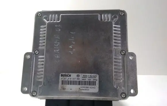 Mitsubishi Carisma Engine control unit/module 0281010437 1039S01760