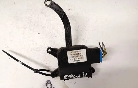 Volkswagen Golf VI Air flap motor/actuator 3c1907511a 116880-2860